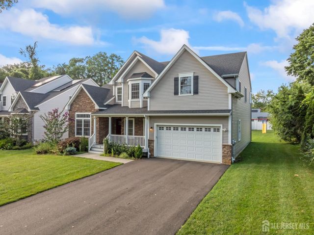 5 Devoes Lane, East Brunswick, NJ 08816