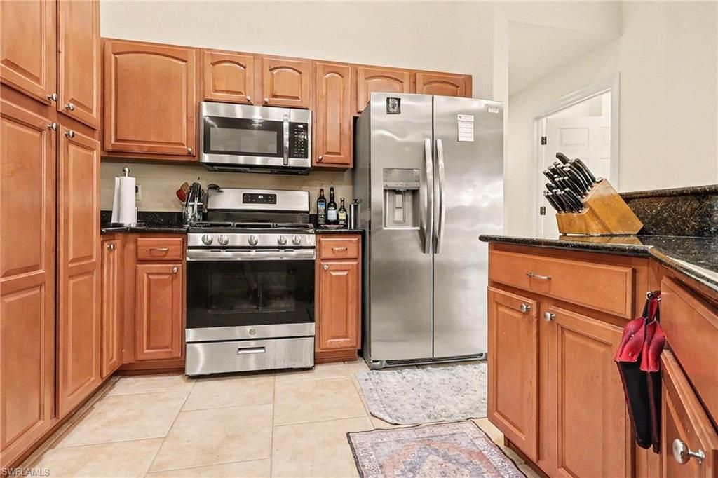 Image 3 of property listing at 5413 SW 24th PL, Cape Coral, FL 33914