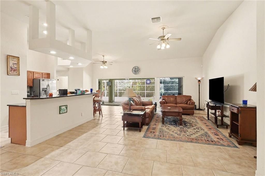 Image 5 of property listing at 5413 SW 24th PL, Cape Coral, FL 33914