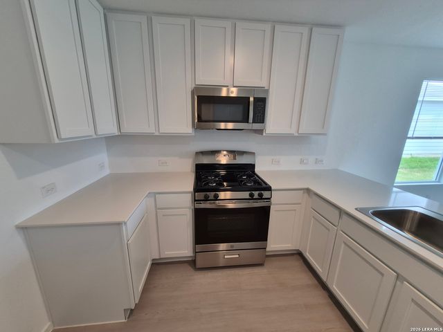 3164 Dispatch Dr., New Braunfels, TX 78130