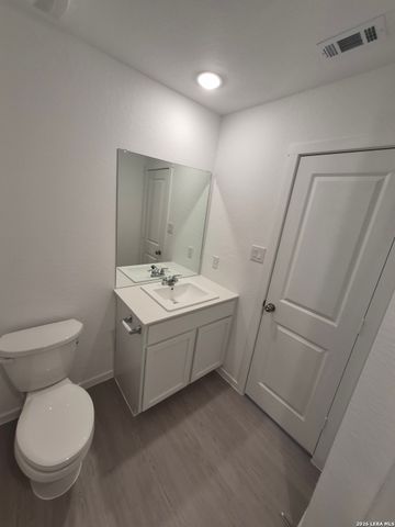 3164 Dispatch Dr., New Braunfels, TX 78130