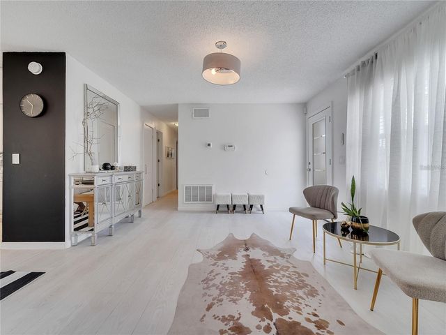 4754 LAKE SHORE DRIVE, St Cloud, FL 34772