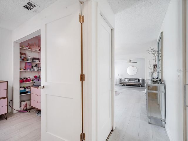 4754 LAKE SHORE DRIVE, St Cloud, FL 34772