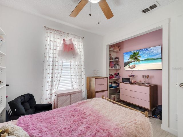 4754 LAKE SHORE DRIVE, St Cloud, FL 34772