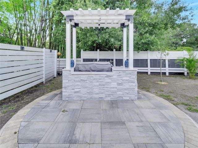 4754 LAKE SHORE DRIVE, St Cloud, FL 34772