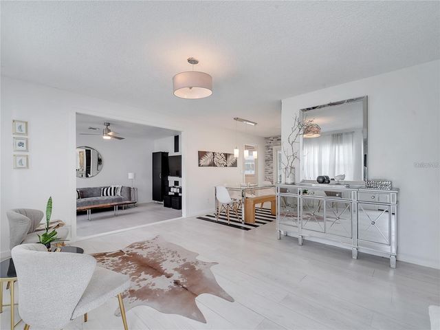 4754 LAKE SHORE DRIVE, St Cloud, FL 34772