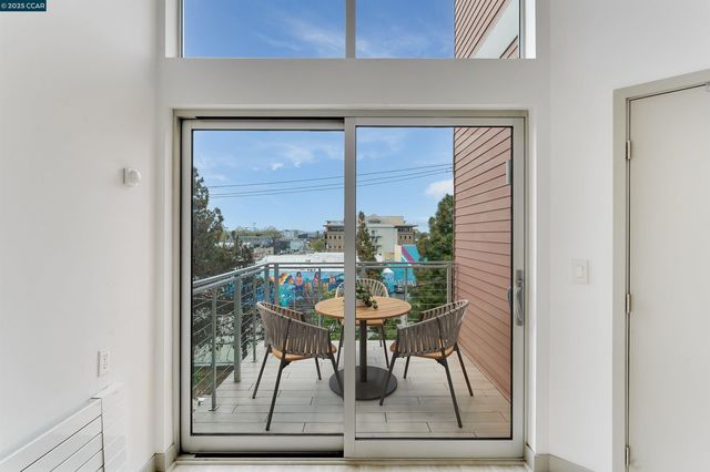 410 Webster St 5, Oakland, CA 94607