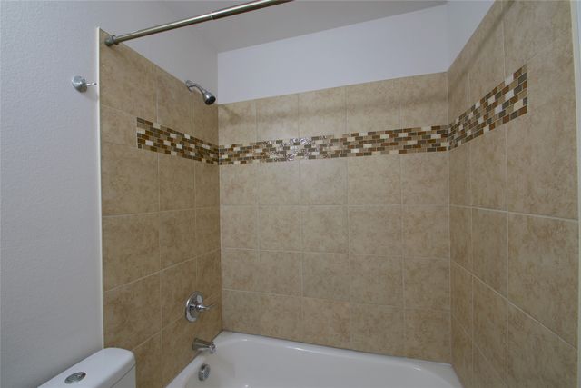 4702 Mariner Drive, Rowlett, TX 75088