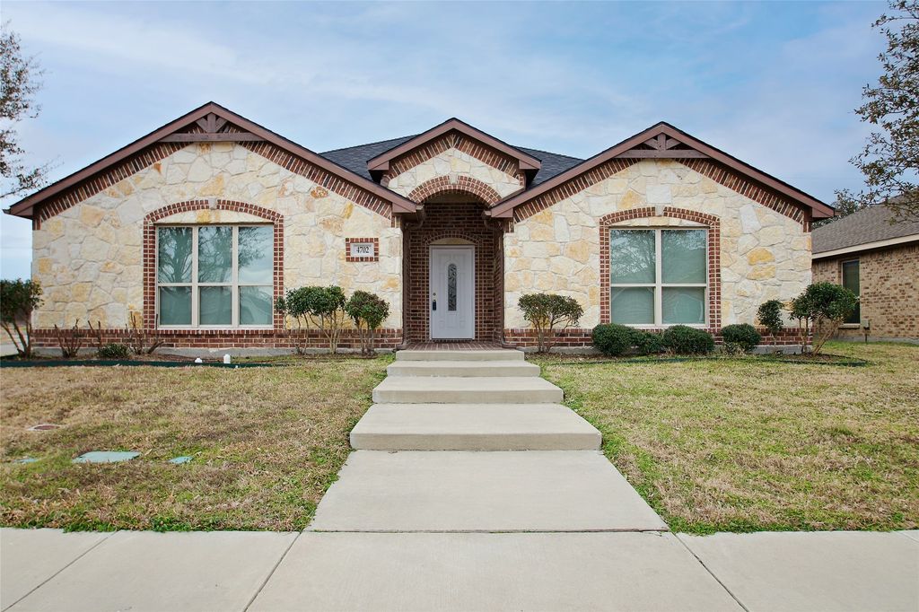 4702 Mariner Drive, Rowlett, TX 75088