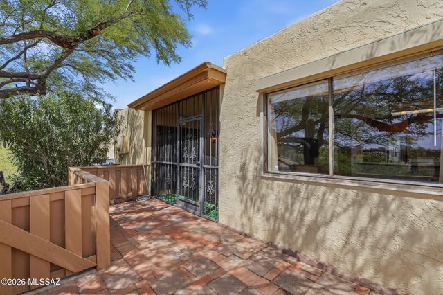651 E Camino Lujosa, Tucson, AZ 85704