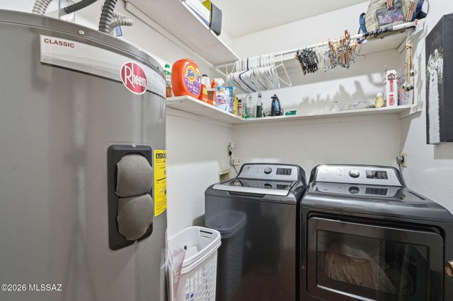 651 E Camino Lujosa, Tucson, AZ 85704