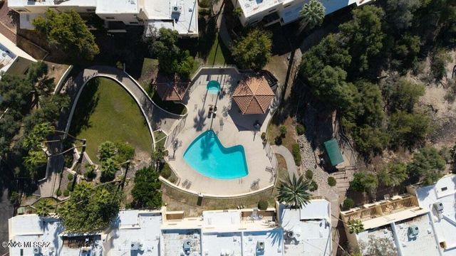 651 E Camino Lujosa, Tucson, AZ 85704