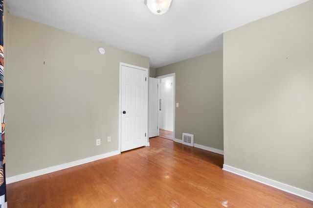 804 19th St NW, Minot, ND 58703