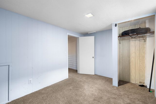 804 19th St NW, Minot, ND 58703