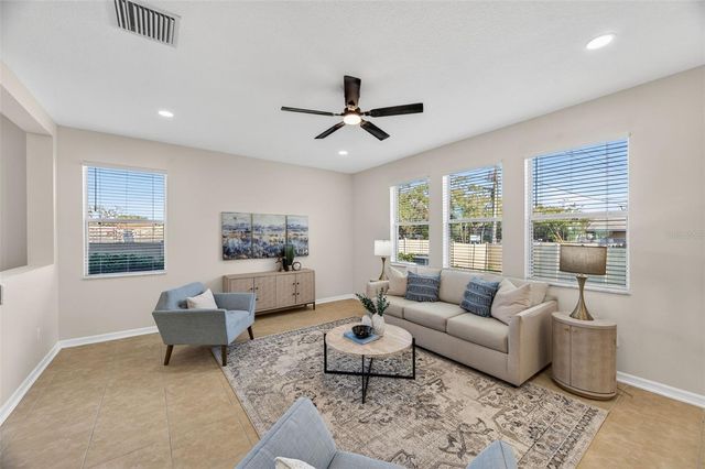 8995 70TH WAY N, Pinellas Park, FL 33782