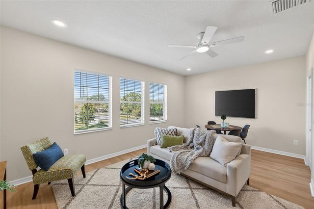 8995 70TH WAY N, Pinellas Park, FL 33782