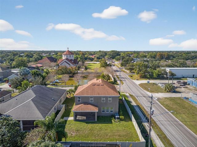 8995 70TH WAY N, Pinellas Park, FL 33782
