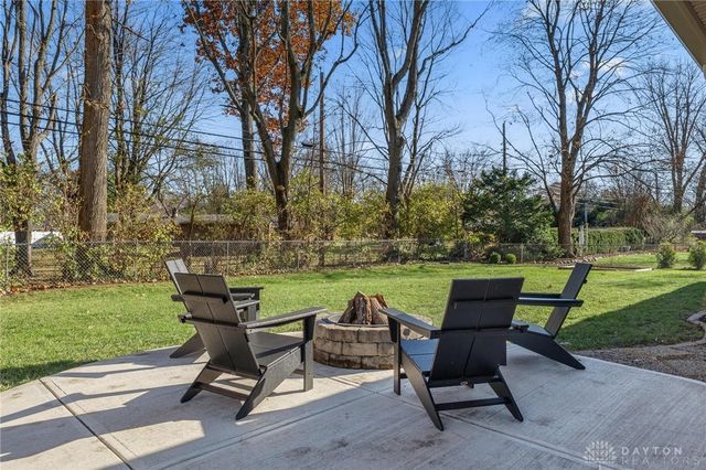 5112 Sugar Maple Drive, Dayton, OH 45440