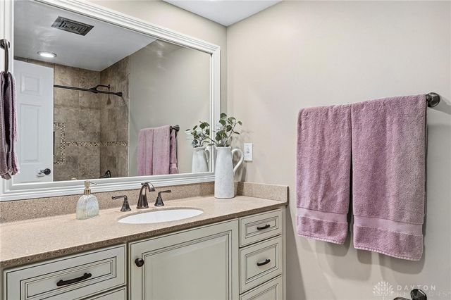 5112 Sugar Maple Drive, Dayton, OH 45440