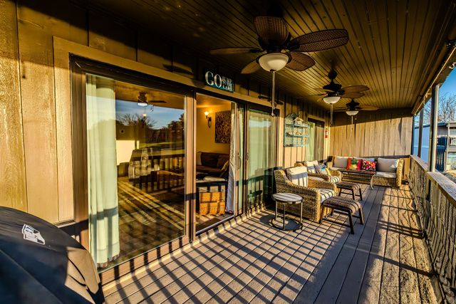 1655 Cedar Crest Loop E7, Possum Kingdom Lake, TX 76449