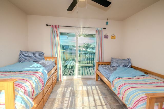 1655 Cedar Crest Loop E7, Possum Kingdom Lake, TX 76449