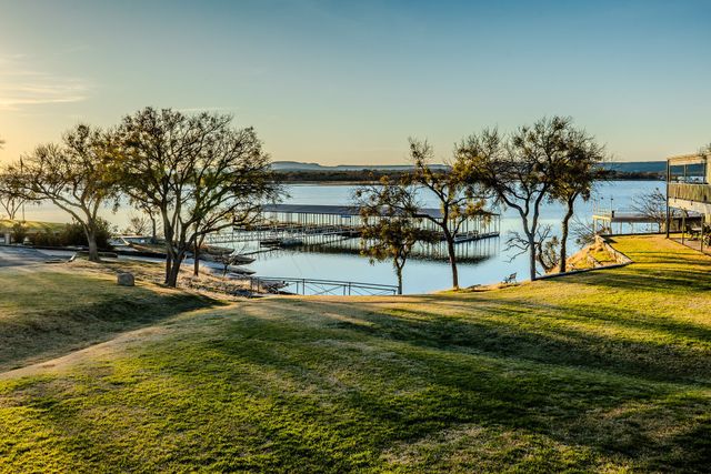1655 Cedar Crest Loop E7, Possum Kingdom Lake, TX 76449
