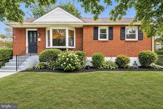 1909 WINDERMERE AVE, Wilmington, DE 19804