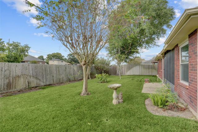 2614 S Peach Hollow Circle, Pearland, TX 77584