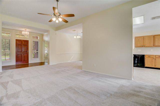 2614 S Peach Hollow Circle, Pearland, TX 77584