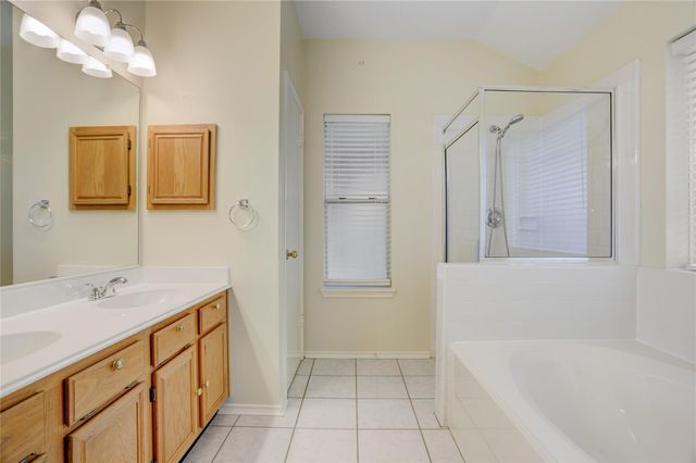 2614 S Peach Hollow Circle, Pearland, TX 77584