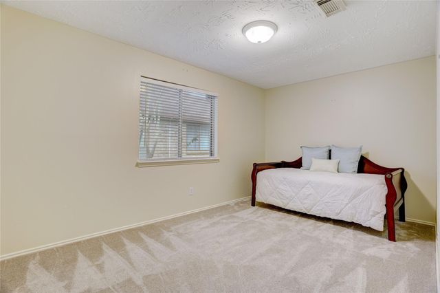 2614 S Peach Hollow Circle, Pearland, TX 77584