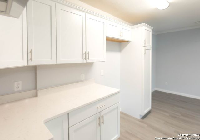 2367 Burnet, San Antonio, TX 78202