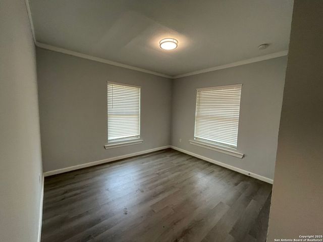 2367 Burnet, San Antonio, TX 78202