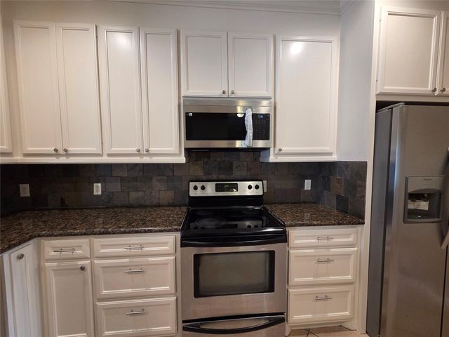 928 Runneburg Road, Crosby, TX 77532