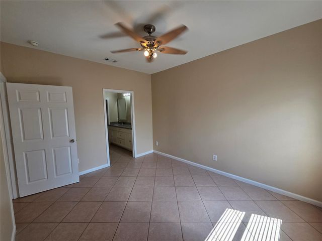 928 Runneburg Road, Crosby, TX 77532