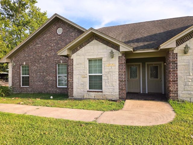 928 Runneburg Road, Crosby, TX 77532