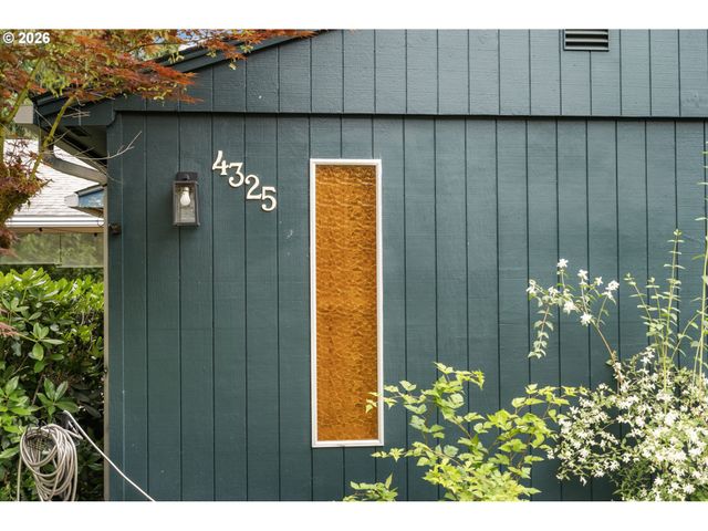 4325 Sw 96TH Ave, Beaverton, OR 97005