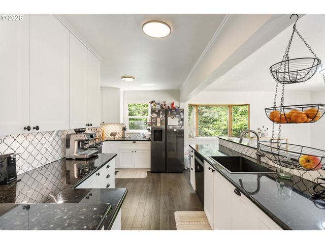 4325 Sw 96TH Ave, Beaverton, OR 97005