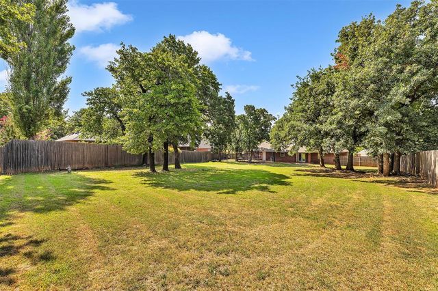 1310 Choctaw Trail, Blanchard, OK 73010
