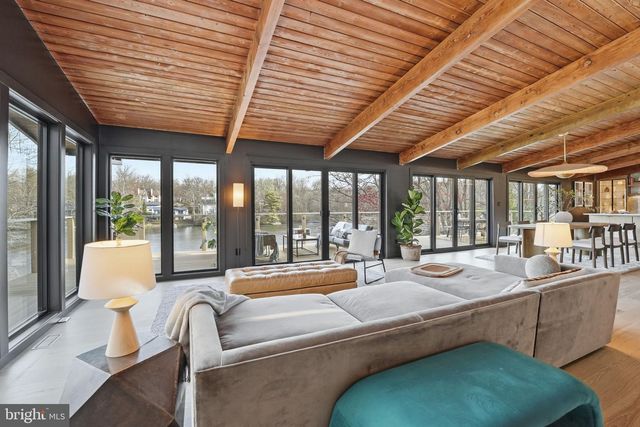 11216 S SHORE RD, Reston, VA 20190