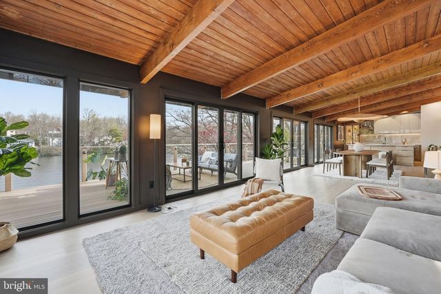 11216 S SHORE RD, Reston, VA 20190