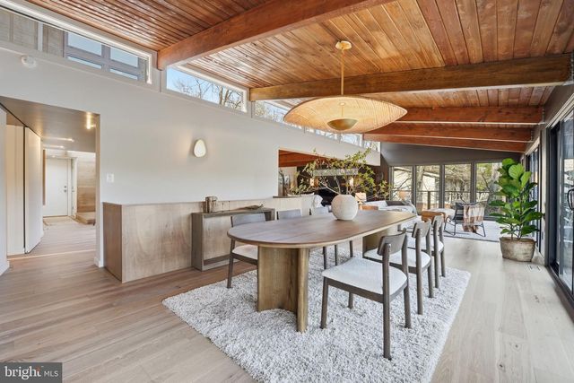 11216 S SHORE RD, Reston, VA 20190