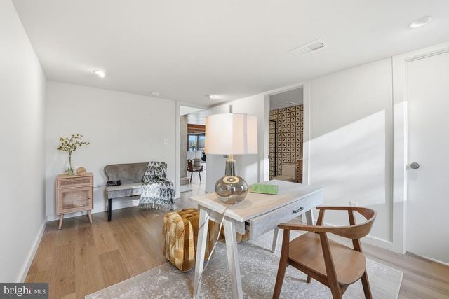 11216 S SHORE RD, Reston, VA 20190