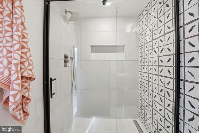 11216 S SHORE RD, Reston, VA 20190