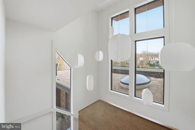 11216 S SHORE RD, Reston, VA 20190