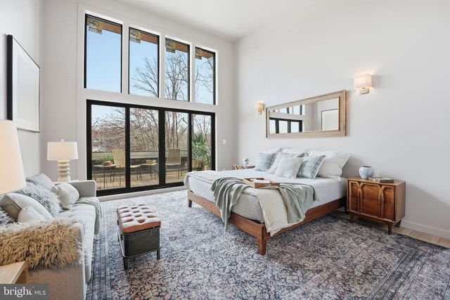 11216 S SHORE RD, Reston, VA 20190