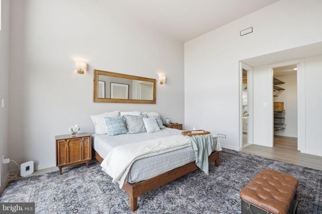 11216 S SHORE RD, Reston, VA 20190