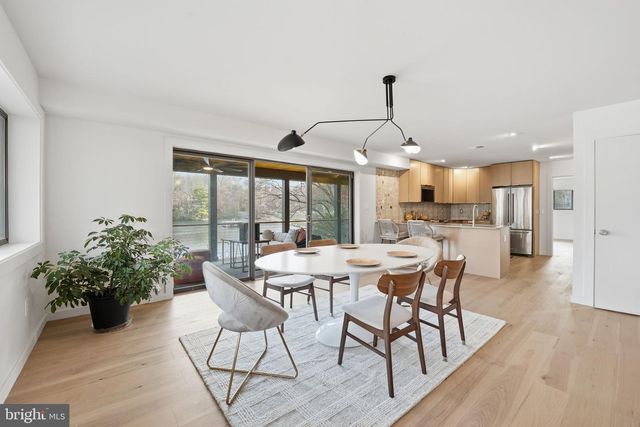 11216 S SHORE RD, Reston, VA 20190