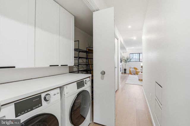 11216 S SHORE RD, Reston, VA 20190