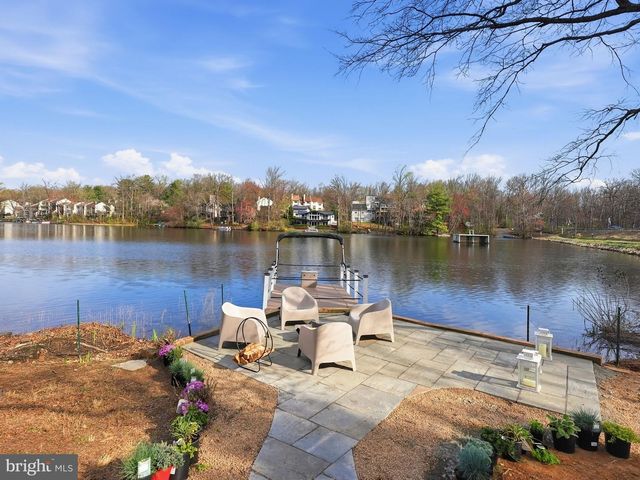 11216 S SHORE RD, Reston, VA 20190